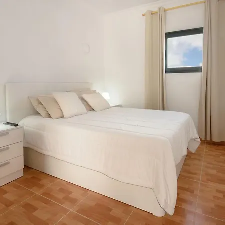 Ye Apartmán *