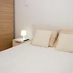 Ye